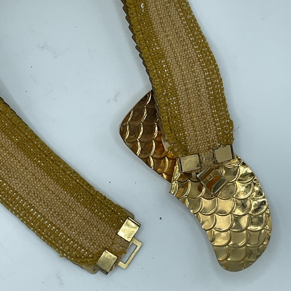 “VINTAGE MCM FISH SCALE GOLD BELT”. - Picture 6 of 16